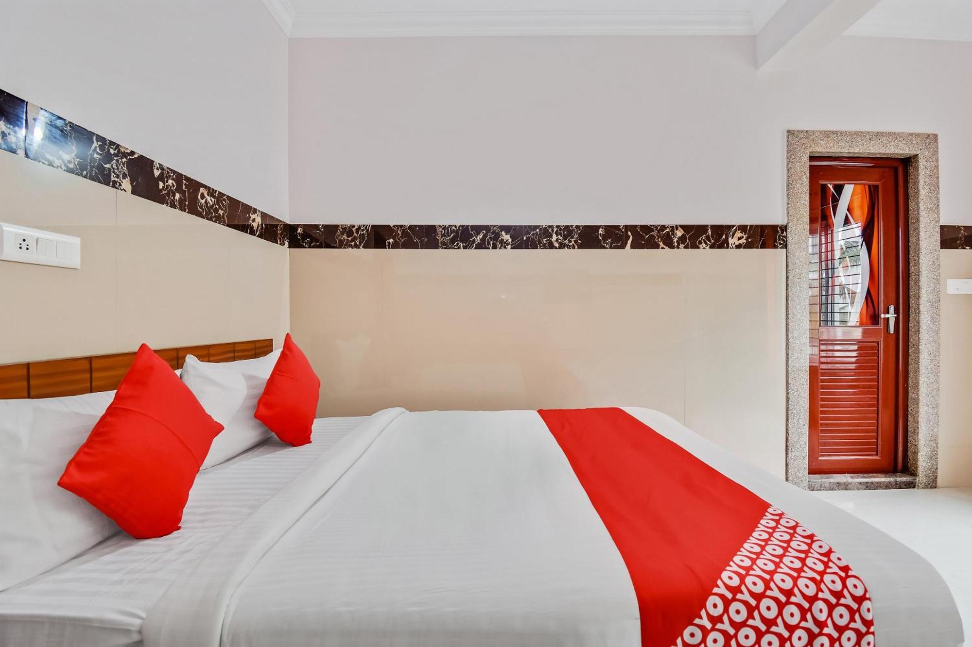 Hotel O Sri Sai Guru Comforts Yelahanka Buitenkant foto