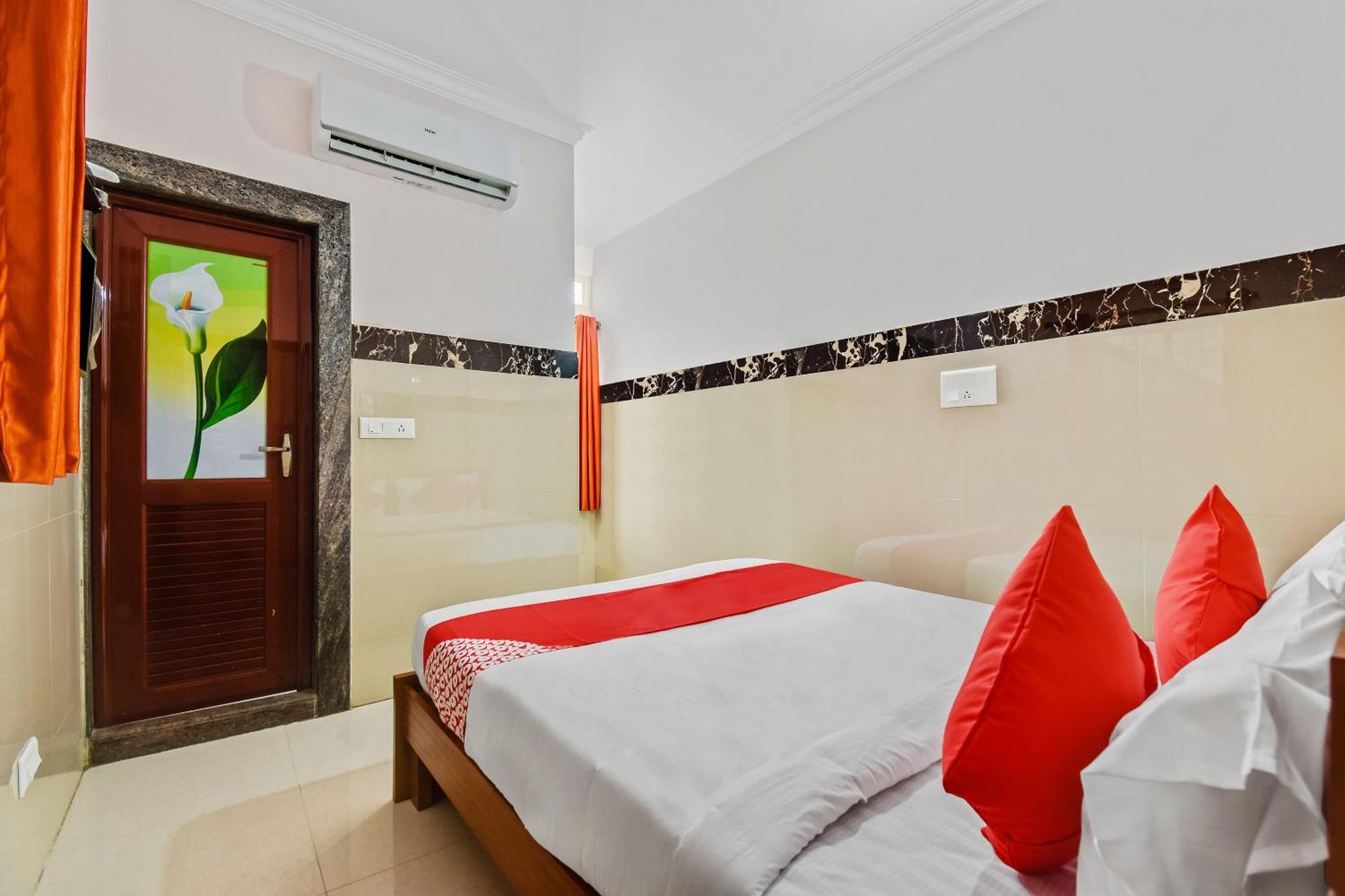 Hotel O Sri Sai Guru Comforts Yelahanka Buitenkant foto