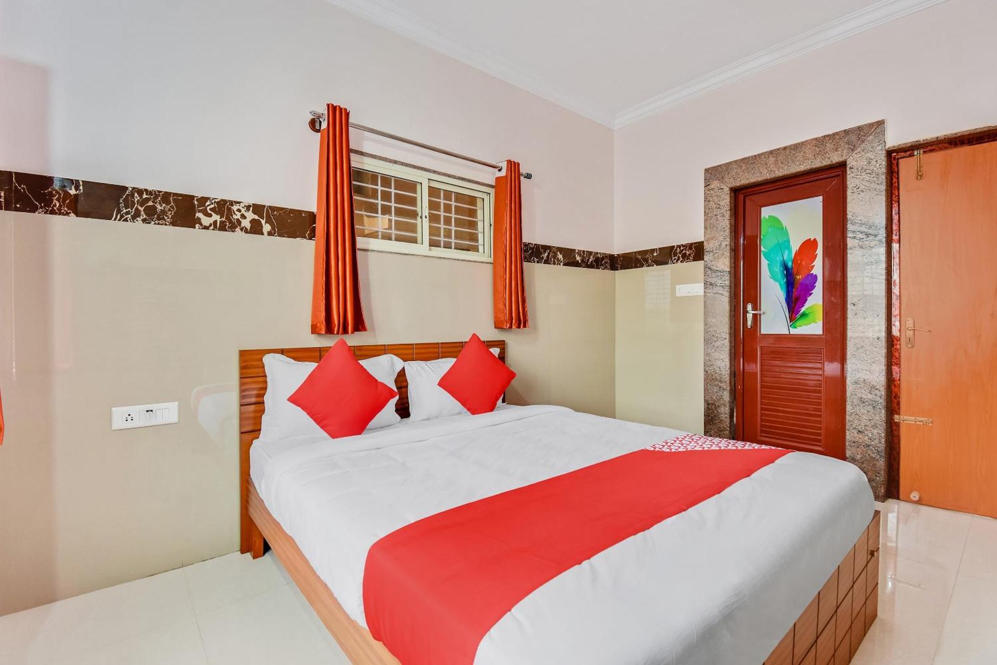 Hotel O Sri Sai Guru Comforts Yelahanka Buitenkant foto
