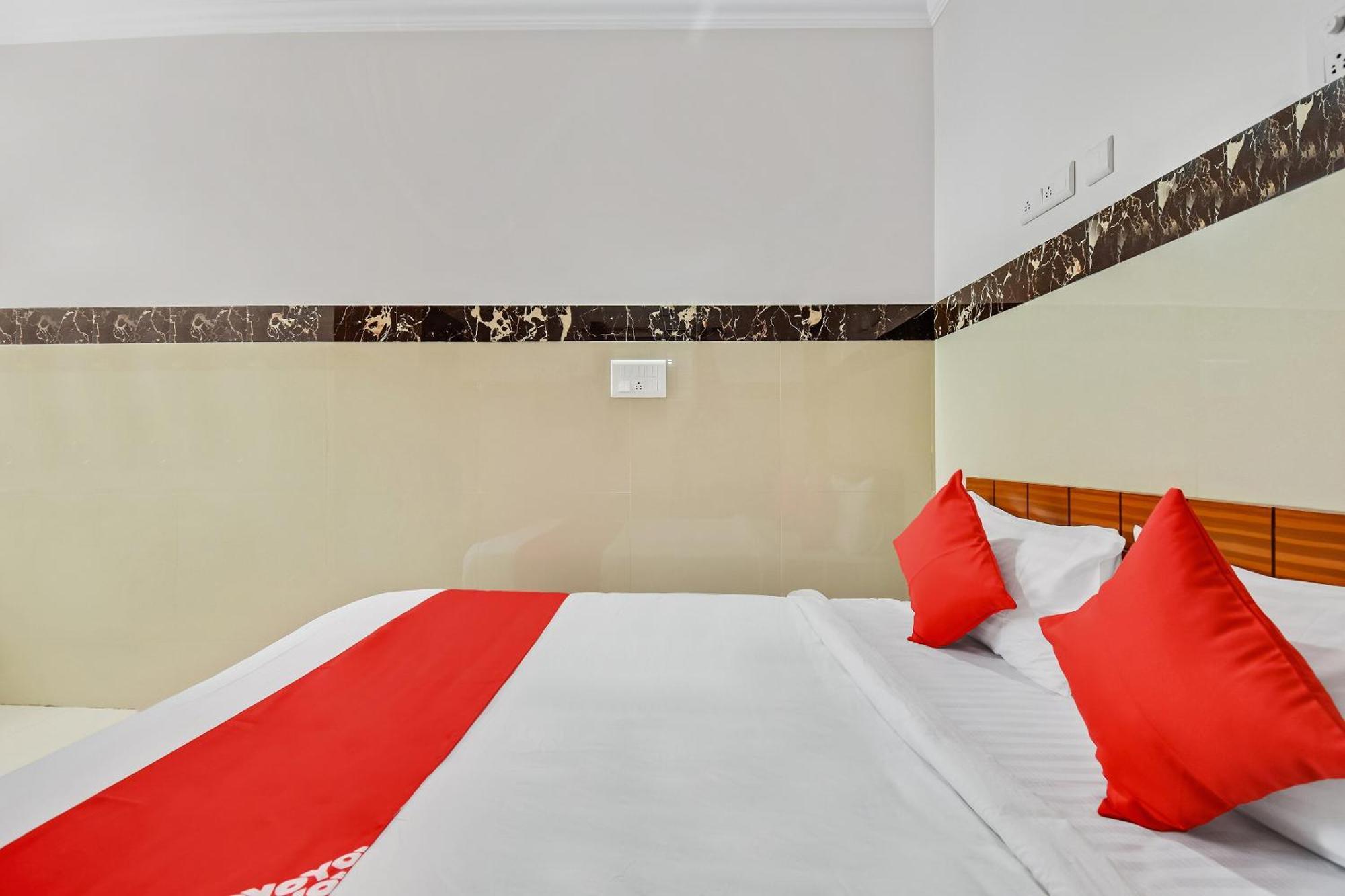 Hotel O Sri Sai Guru Comforts Yelahanka Buitenkant foto